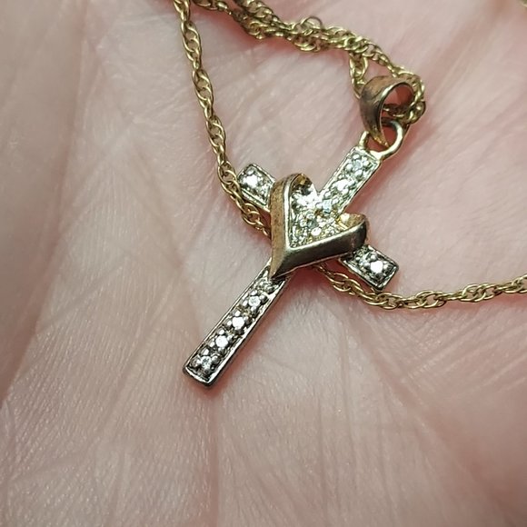 GF 22" necklace with Silver .925  & gold cross with heart - Picture 6 of 7